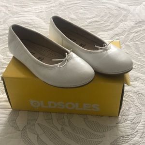 New Old Soles girls white leather ballet flats.